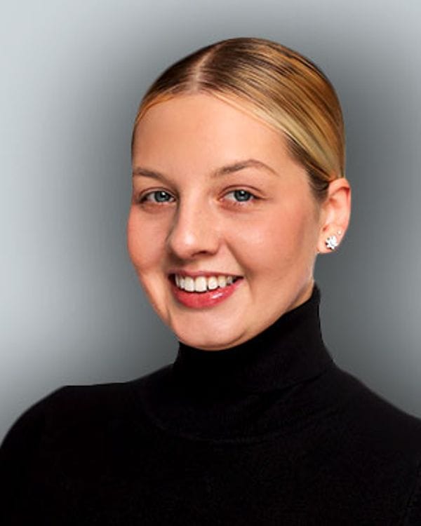Kim Claus, Social-Media-Beauftragte bei der Schwäbische ImmobilienWert GmbH